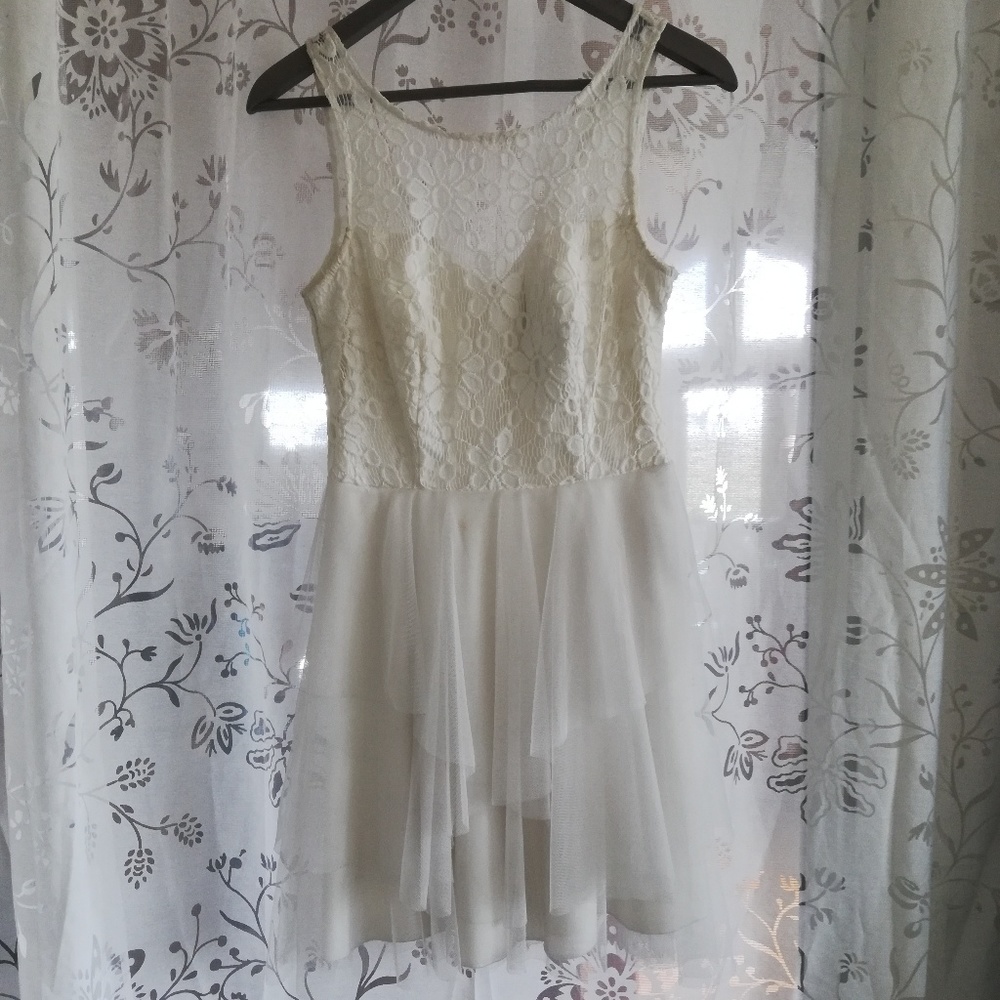 Beautiful White Lace HoCo Dress